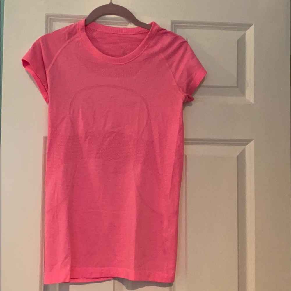Lululemon Swiftly Tech Short Sleeve 2.0